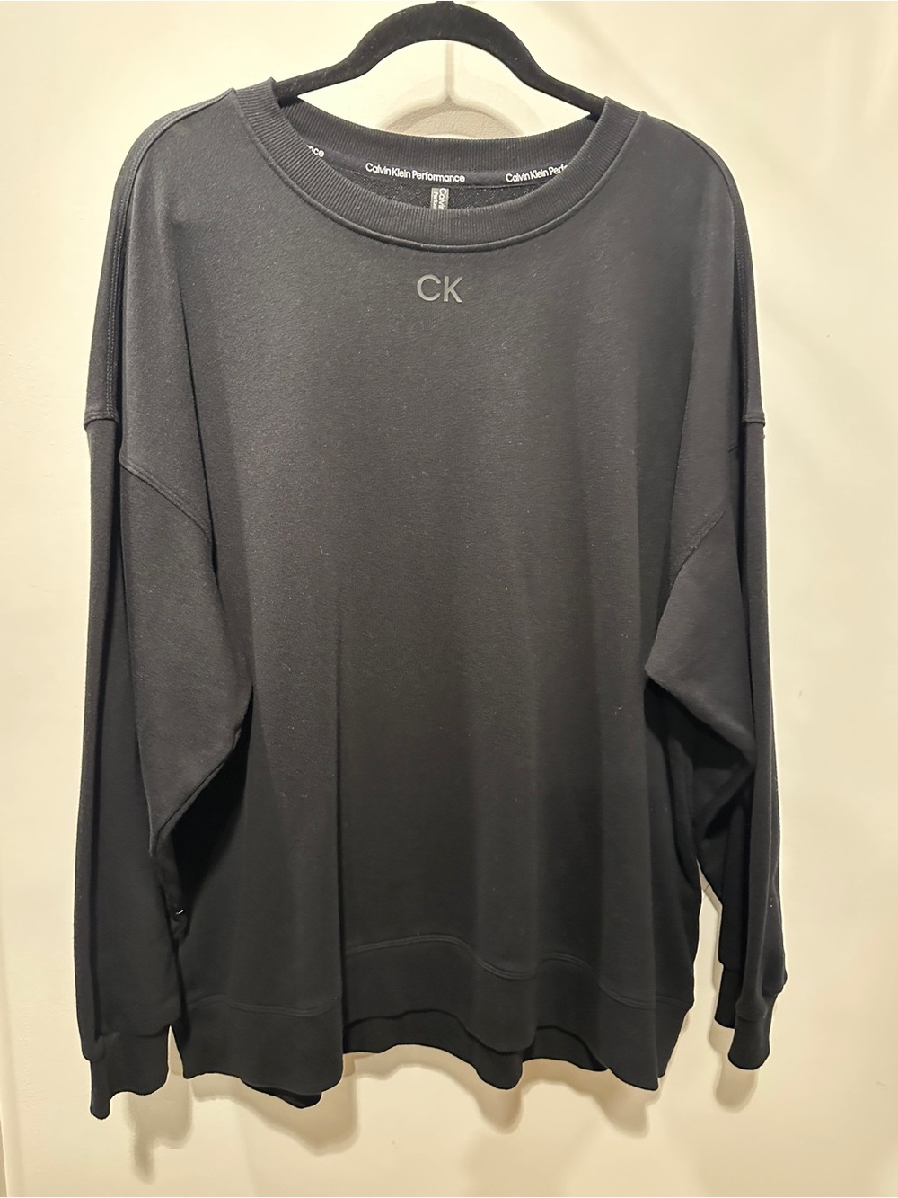 Calvin Klein Performance Black Women's Crewneck Thin Sweatshirt with CK Logo 1X